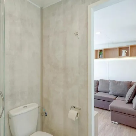 Tiny Haus 30 Am Brombachsee Holiday home Pleinfeld