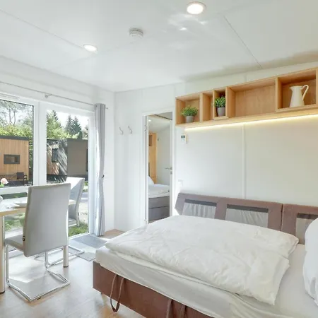 Tiny Haus 30 Am Brombachsee Holiday home Pleinfeld