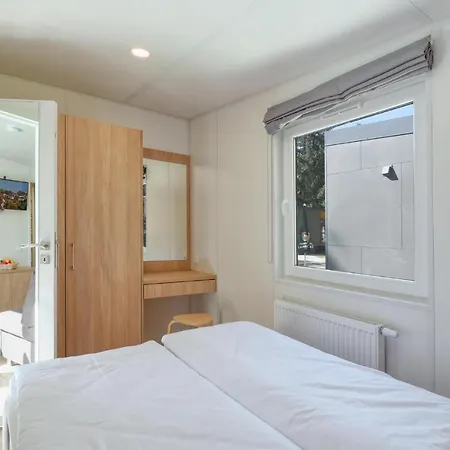 Tiny Haus 30 Am Brombachsee Holiday home Pleinfeld